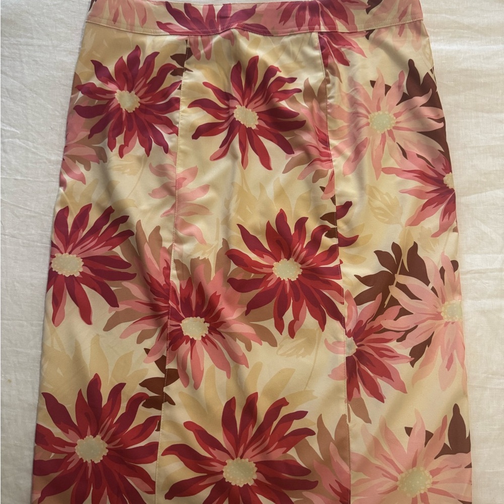 RipSkirt- Retro Bloom - Length 3; Size L
